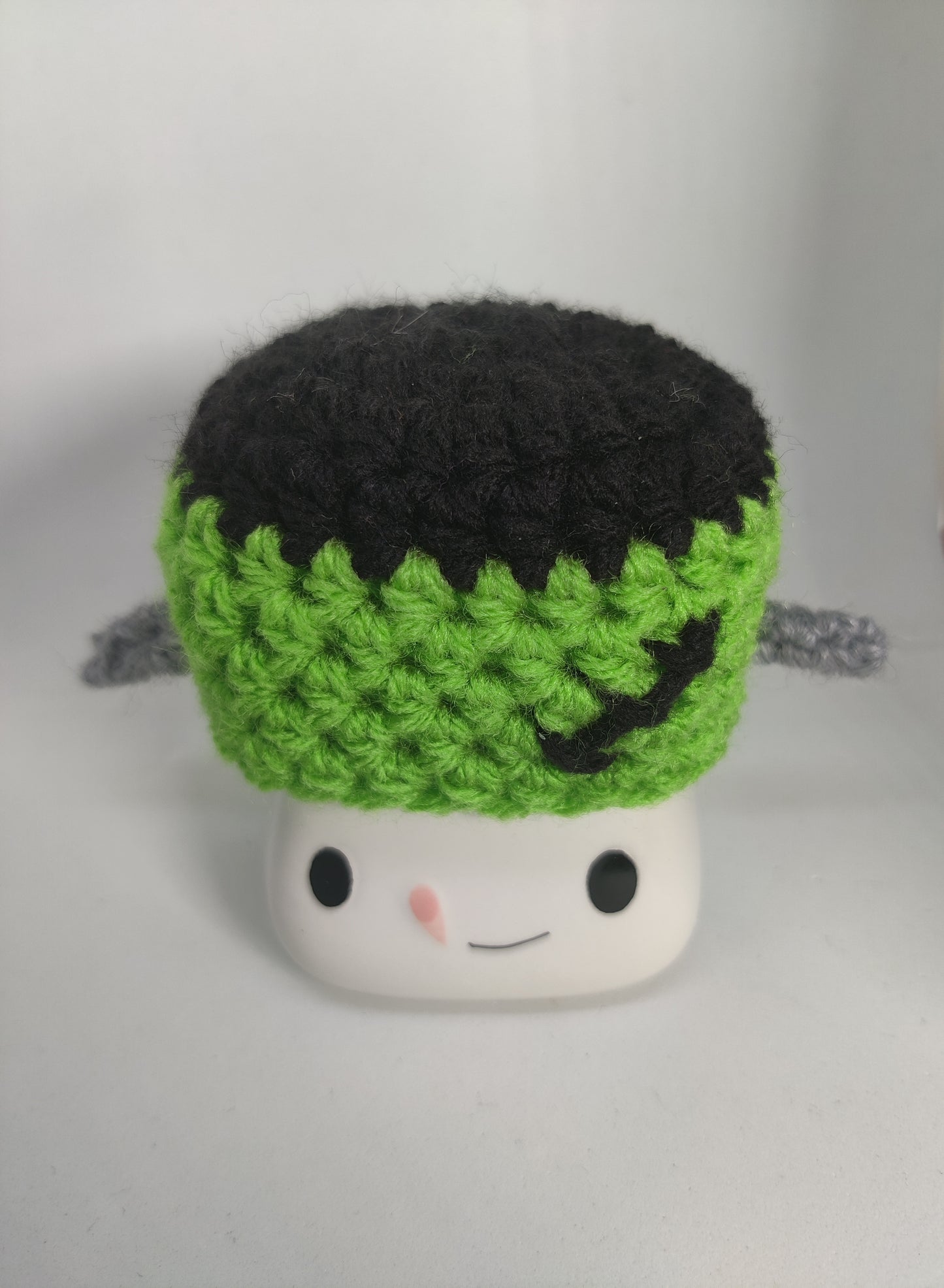 Mini Marshmallow Mug Crochet Halloween Hat Set